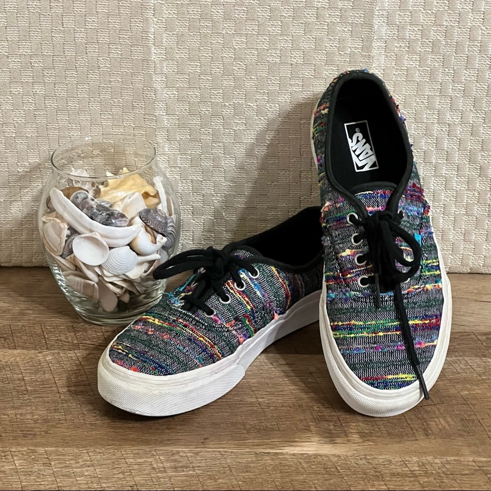 Boy's Vans Off The Wall Skate Shoes Size 4